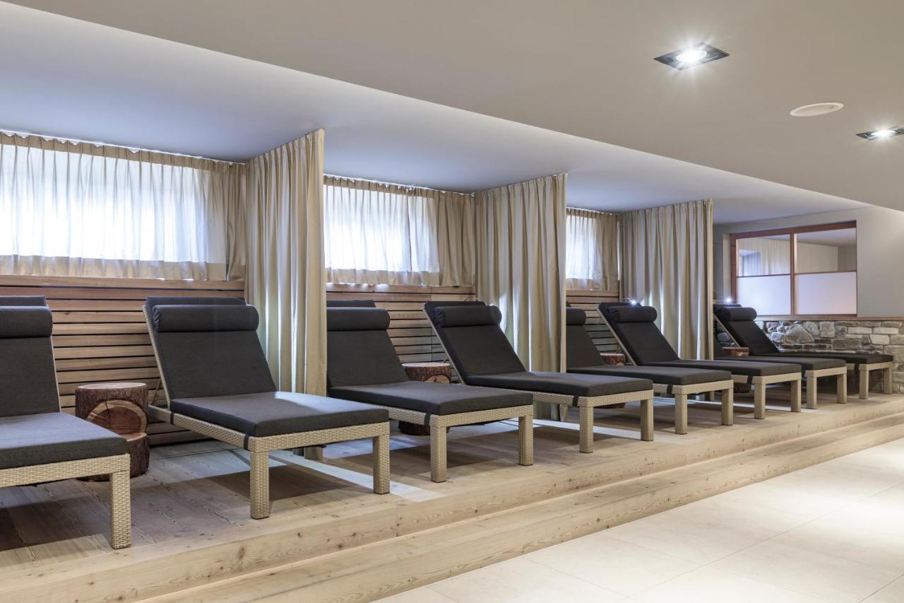 Hotel Christof モングエルフォ エクステリア 写真